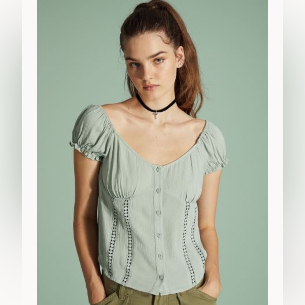 H&M DIVIDED Lace-trimmed Crêped Top Women’s Shirt Green